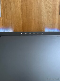 Lenovo Legion 7 (RTX 3070, 32 GB RAM) - 5