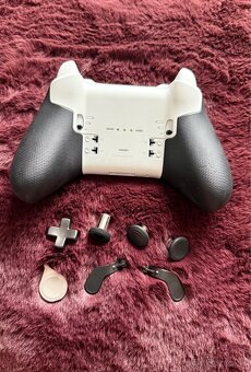 Xbox Elite Series 2 - Core Edition - 5