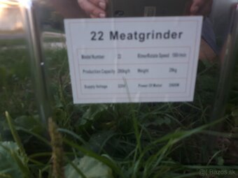 Mlynček na mäso Profi- 22,,,,,, 3500W - 5