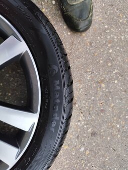 5x112 225/45 R17 - 5