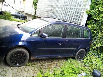 Predam Vw touran v celku na nahradne diely - 5