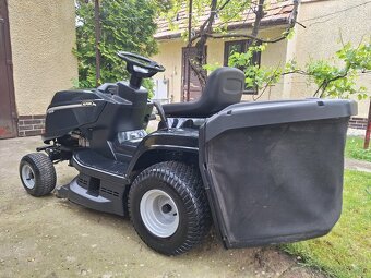 Predám premiový kosiaci traktor Stiga Alpina Brigs Straton - 5