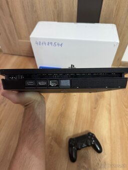 Playstation 4 slim 500gb + FIFA 19 - 5