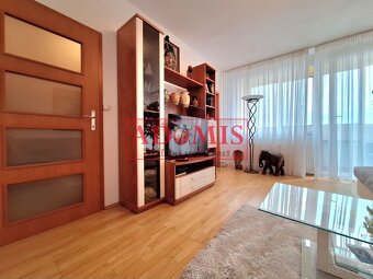 predáme veľký 4izb. byt 94m2, Húskova ulica, KVP - 5