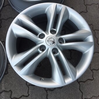 Predam hlinikove disky na Nissan Quashqai 17 zoll - 5
