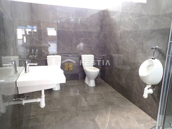 Obchodný priestor 240 m² s parkovacími miestami - 5