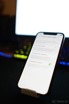 Predám iPhone 12 128GB 81% Batérie - 5