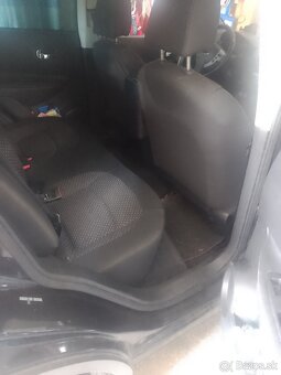 Predám Nissan Qashqai 1,5 desel ročník 2007 - 5