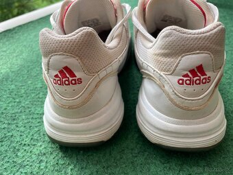 Tenisky / halovky Adidas 38 - 5