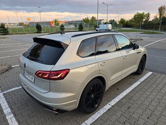 Volkswagen Touareg R-Line 3.0 tdi - 5