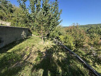 EXKLUZÍVNE IBA U NÁS ZÁHRADA S CHATKOU NA POZEMKU 428... - 5