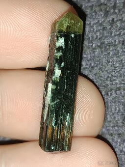Minerál Zelený turmalín-verdelit - 5