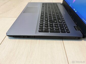 Asus VivoBook X542U na diely alebo opravu - 5