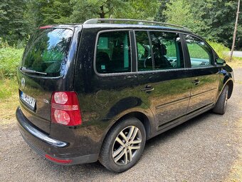 VW TOURAN 1.9 TDI DSG 2007 - 5