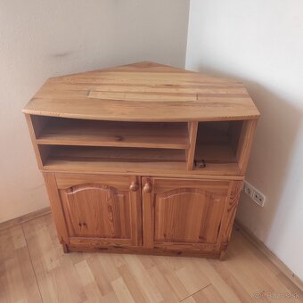 Nábytok masív - 5