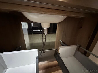 umyvadlo s bateriou - 5