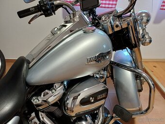 Harley Davidson Road King r.2021 - 5