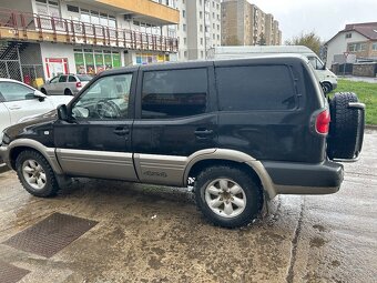 Nissan terrano - 5