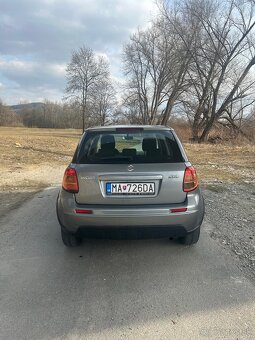 Suzuki SX4 - 5