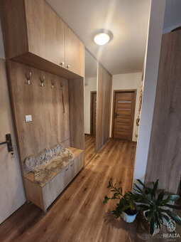 Moderný 2-izbový byt s balkónom na prenájom – Svit - 5