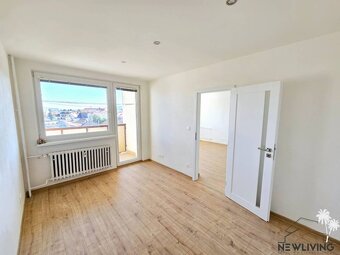 NA PREDAJ 3izbový byt po kompletnej rekonštrukcií Hlohovec - 5