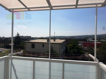 REZERVOVANÉ Na predaj tehlový 2-izbový byt s KK 55 m2 + b - 5