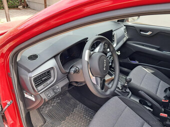 KIA stonic + zariadenie pre ZŤP - 5