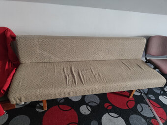 darujem staré kreslá,stoličky a rozklacie postele - 5