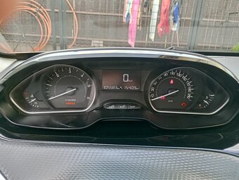 Peugeot 2008 1.6, 73KW Diesel Manual - 5
