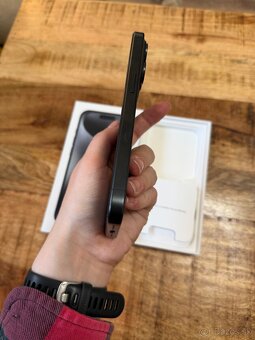 apple iphone 15 pro 128g - 5