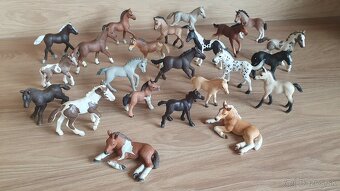 Schleich koně a jezdci /jezdkyně - 5