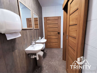 Na predaj polyfunkčná budova v Nových Zámkoch - 5