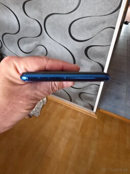 Predám Samsung Galaxy A7 - 5