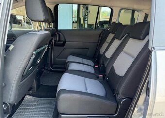 Mazda 5 1.8 16V 7 míst, benzín manuál 85 kw - 5