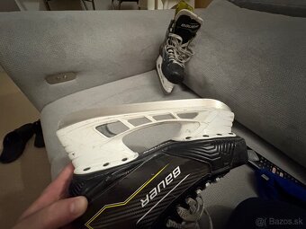 Bauer Supreme M 30 - 5