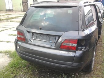 Rozpredam Fiat stilo combi 1.9 85kw na diely - 5