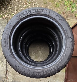 Michelin Pilot Sport 4 215/50 ZR 17 95Y letne - 5