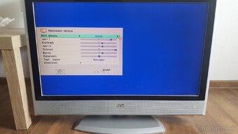 tv JVC - 5