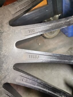 Alu disky Amg Mercedes 5x112 r19 zimne pneu - 5