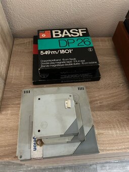 TESLA B101 STEREO - 5
