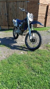 Yamaha YZF-450 (2009) - 5