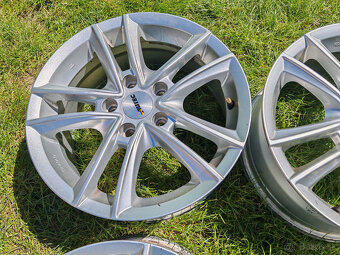 5x112 R16 7J ET45 - 5