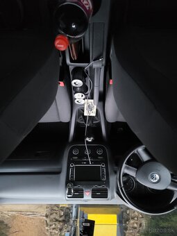 Predám Volkswagen Golf V - 5