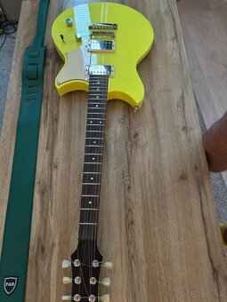Yamaha elektricka gitara - 5