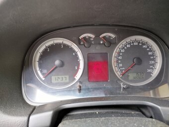 Volkswagen Golf 4 1.9 TDI (85kw) - 5