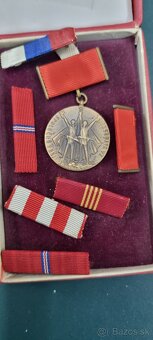 Rozličné medaile - 5