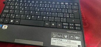 Acer Aspire One D255 - 5