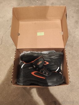 Pracovná obuv 43 - 5