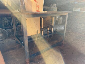 Spodná fréza pre hobby stolára - 5