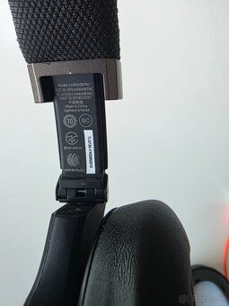 JBL Live 650BTNC - 5